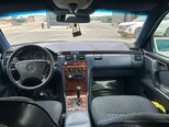Mercedes E 240-5