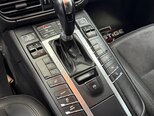 Porsche Macan-10