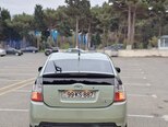 Toyota Prius-4