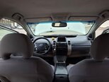 Toyota Prius-11