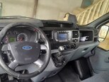 Ford Transit-12