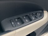 Hyundai Venue-11