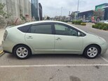 Toyota Prius-4