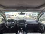 Toyota Land Cruiser-9