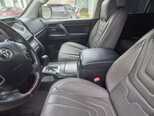 Toyota Land Cruiser-8
