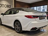 Toyota Camry-9