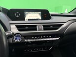 Lexus UX 250h-15