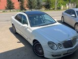 Mercedes E 280-17