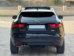 Jaguar F-Pace-8