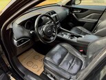 Jaguar F-Pace-11