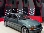 BMW 320-1