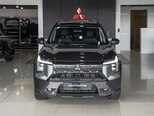 Mitsubishi Destinator-1