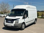 Ford Transit-1