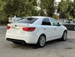 Kia Cerato-5