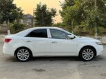 Kia Cerato-3