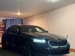 BMW i5-1