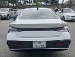 Hyundai Elantra-2
