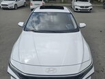 Hyundai Elantra-11