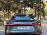 Audi e-tron Sportback-4