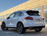 Porsche Cayenne-7