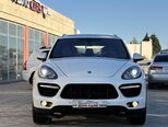 Porsche Cayenne-2