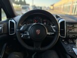 Porsche Cayenne-14