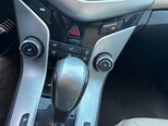 Chevrolet Cruze-12