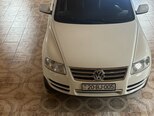 Volkswagen Touareg-2