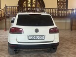 Volkswagen Touareg-3