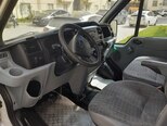 Ford Transit-7