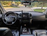 Toyota Land Cruiser-7