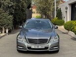 Mercedes E 250-1