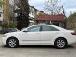 Toyota Camry-6