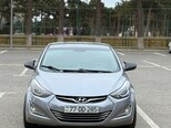 Hyundai Elantra-2