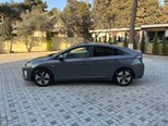 Hyundai IONIQ-8