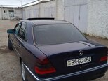 Mercedes C 220-11