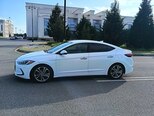 Hyundai Elantra-11