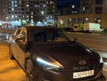 Hyundai Elantra-1