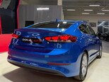 Hyundai Elantra-9