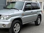 Mitsubishi Pajero io-7
