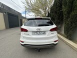 Hyundai Santa Fe-5