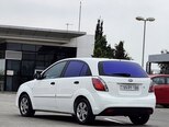 Kia Rio-5