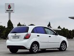 Kia Rio-12