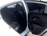 Kia Rio-17