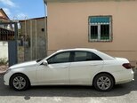 Mercedes E 220-2