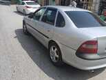 Opel Vectra-4