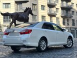 Toyota Camry-9