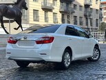 Toyota Camry-14