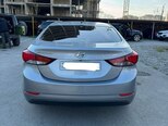 Hyundai Elantra-2