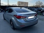 Hyundai Elantra-7